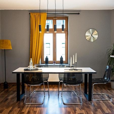 Design Studio - Wifi Und Netflix Chemnitz Buitenkant foto